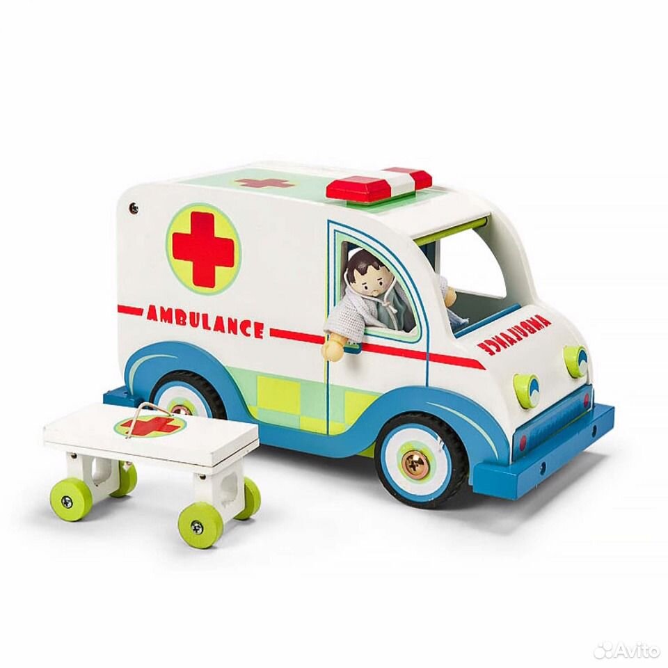 Игрушка помощи. Le Toy van набор доктора. «Скорая помощь с мигалкой» pm70049. Машинка скорой помощи детская. Игрушка машина скорой помощи.