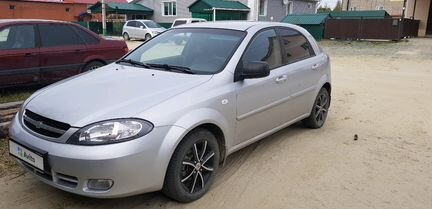 Chevrolet Lacetti 1.4 МТ, 2011, хетчбэк