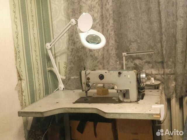 Швейная машина промышленная в робочем состоянии