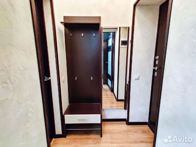 

1-к. квартира, 30 м², 4/4 эт.