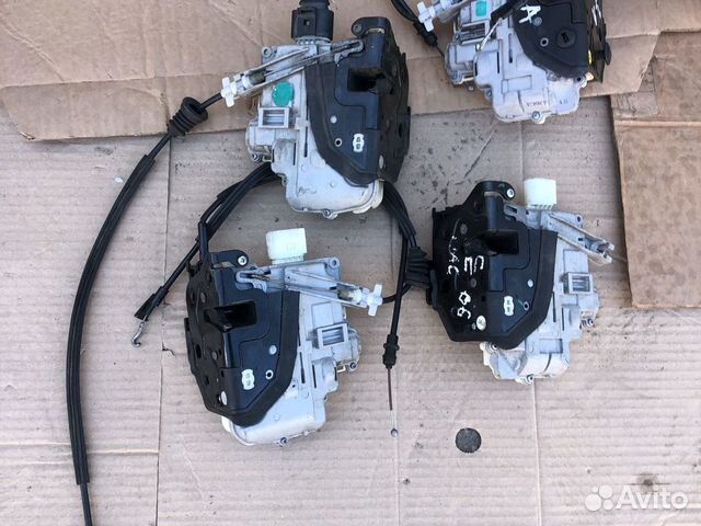 Замок передний левый Фольксваген пассат б6