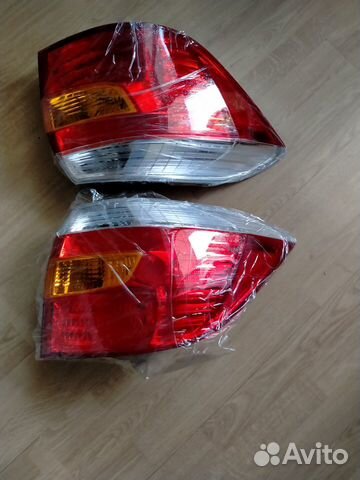 Фонарь левый.правый. тойота хайлендер 2