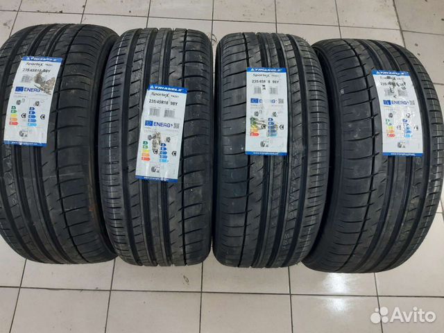 Triangle TH201 235/45 R18