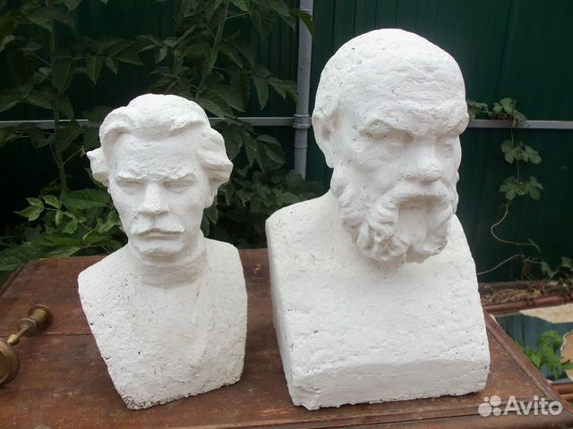 2 бюста гипс высота 80см сократ 50см горький 40