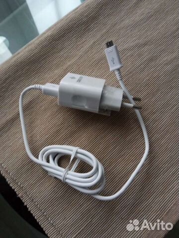 Зарядное устройство для телефона новое