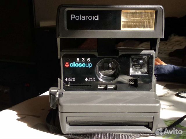 Фотоаппарат с моментальной печатью