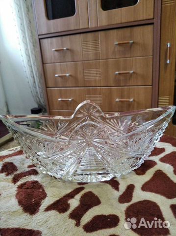 Хрустальная ваза