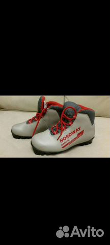 Лыжные ботинки 35р