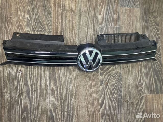 Решётка радиатора VW Golf 6 VI