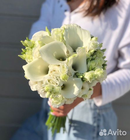 Свадебный букет невесты из живых цветов