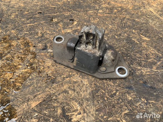 Volvo xc90 подушка двигателя опора
