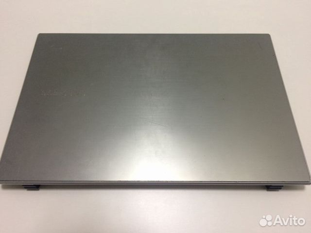 Крышка матрицы ноутбука Samsung NP305V5A