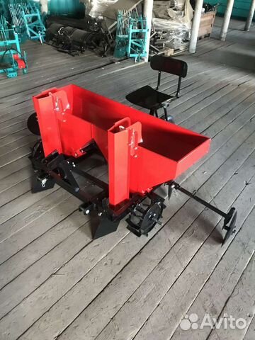 Картофелесажалка для минитракторов