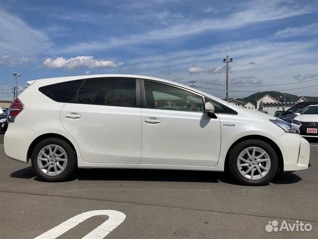 Toyota Prius Alpha 1.8 CVT, 2019, 53 000 км