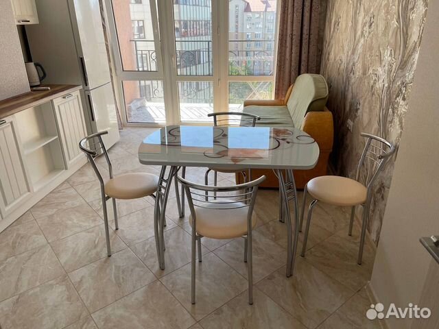 

1-к. квартира, 53 м², 3 кровати