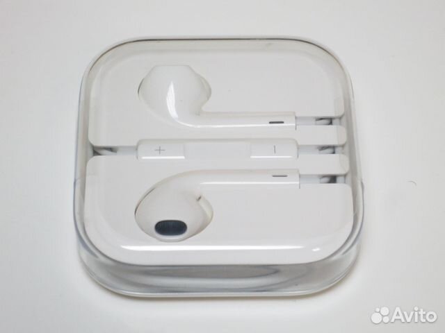Apple EarPods MD827, оригинал, новые Apple EarPods MD827, оригинал, новые