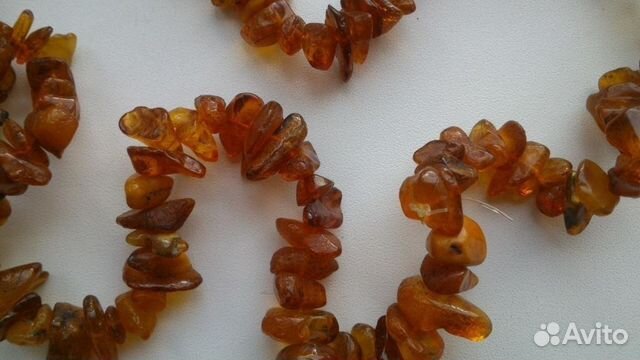 Бусы янтарные натуральные природной формы Бусы янтарные натуральные природной формы