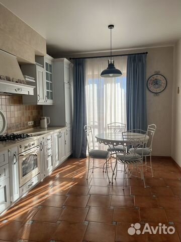 

3-к. квартира, 133 м², 8/9 эт.