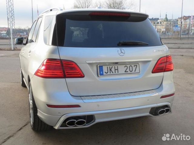 Диффузор бампера с насадками Mercedes ML166 W166 Диффузор бампера с насадками Mercedes ML166 W166