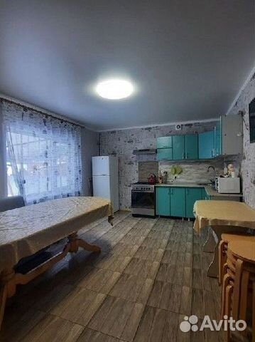 

6-к. дом, 200 м²