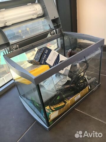 Продам аквариум с комплектующими (20 литров)