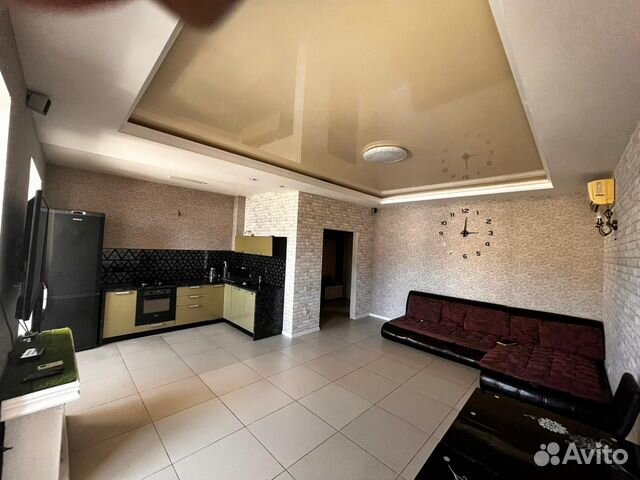 

2-к. квартира, 70 м², 1/1 эт.