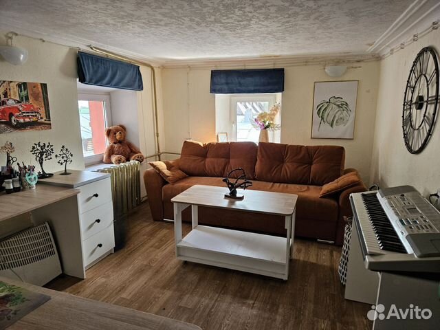 

2-к. квартира, 50 м², 3/3 эт.