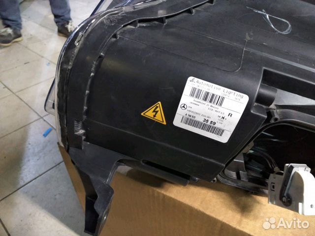 Фара правая на Мерседес GL W166 - 2012-2016
