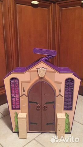 Школа Монстр Хай Monster High High School Playset