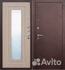 Стальная дверь зеркалом