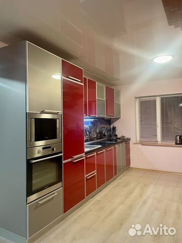 

4-к. дом, 180 м²