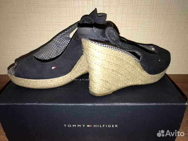 Босоножки Tommy Hilfiger р.36-37