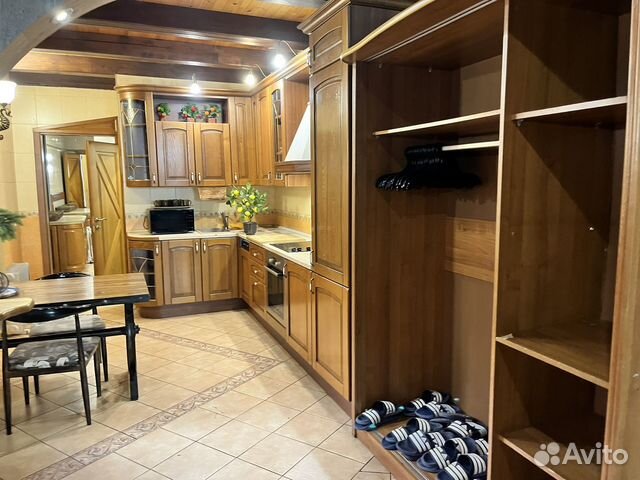 

4-к. коттедж, 180 м²