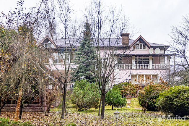 

7-к. коттедж, 600 м²