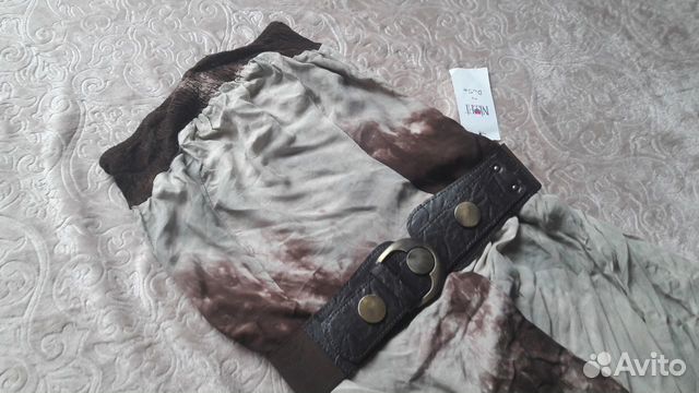 Новое летнее платье с оригинальной юбкой Новое летнее платье с оригинальной юбкой