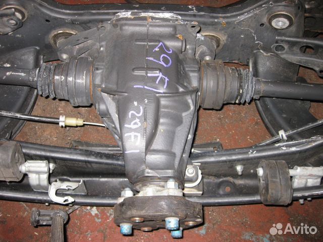 Mercedes W212 рычаг задний нижний