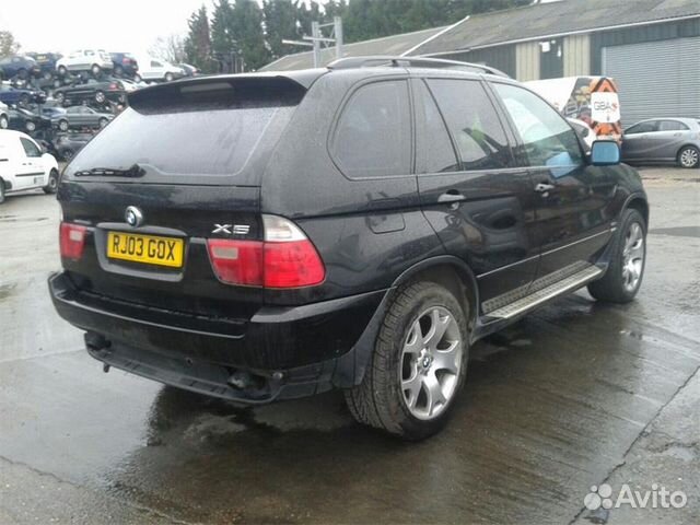 В разборе BMW X5 E53 2003