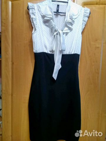 Платье S (42-44) Платье S (42-44)