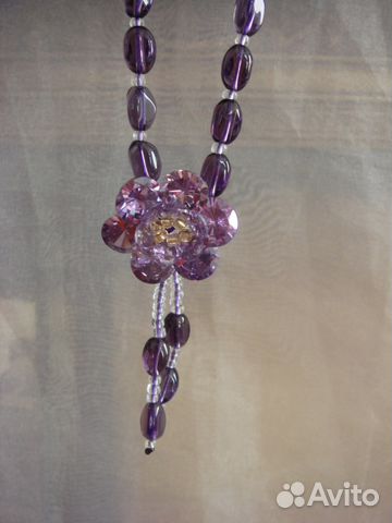 Ожерелье и серебряные серьги с аметистами Ожерелье и серебряные серьги с аметистами