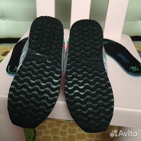 Кроссовки адидас