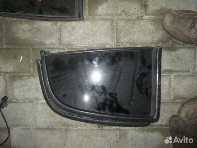 Форточка в дверь заднюю правую на гетц