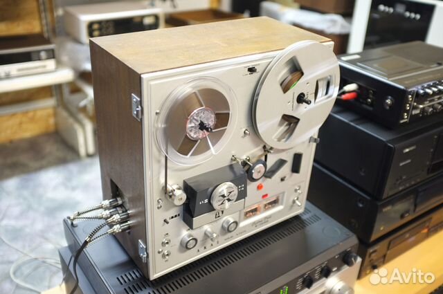 Akai X-150D катушечный магнитофон Akai X-150D катушечный магнитофон