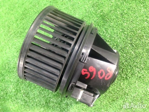 Мотор печки Ford Focus III CB8 Форд Фокус 3 2011+ Мотор печки Ford Focus III CB8 Форд Фокус 3 2011+