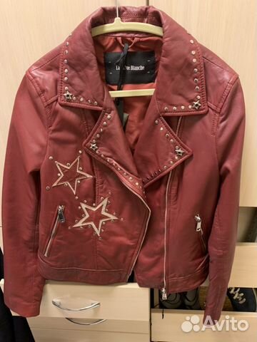 Новая Куртка кожаная красная Снежная 44 бордовая Новая Куртка кожаная красная Снежная 44 бордовая
