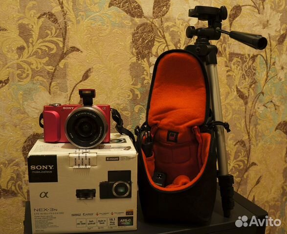 Продам беззеркалку Sony Alpha NEX-3N + 16-50mm