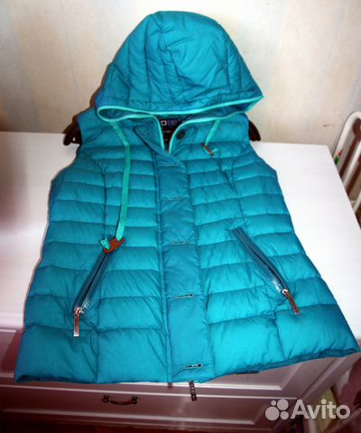 Красивая жилетка UptoBe