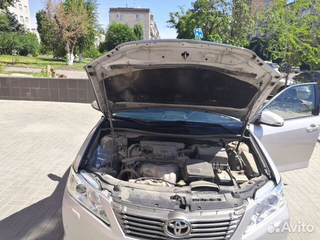 Toyota Camry 2.5 AT, 2013, 140 000 км