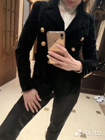 Новый женский велюровый пиджак Balmain Новый женский велюровый пиджак Balmain