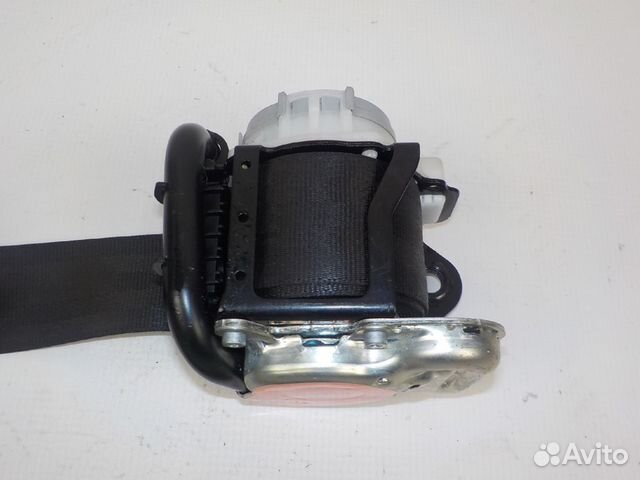 Ремень безопасности с пиропатроном передний левый
