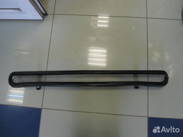 Решетка воздухозаборника в переднем бампере Ланос Решетка воздухозаборника в переднем бампере Ланос